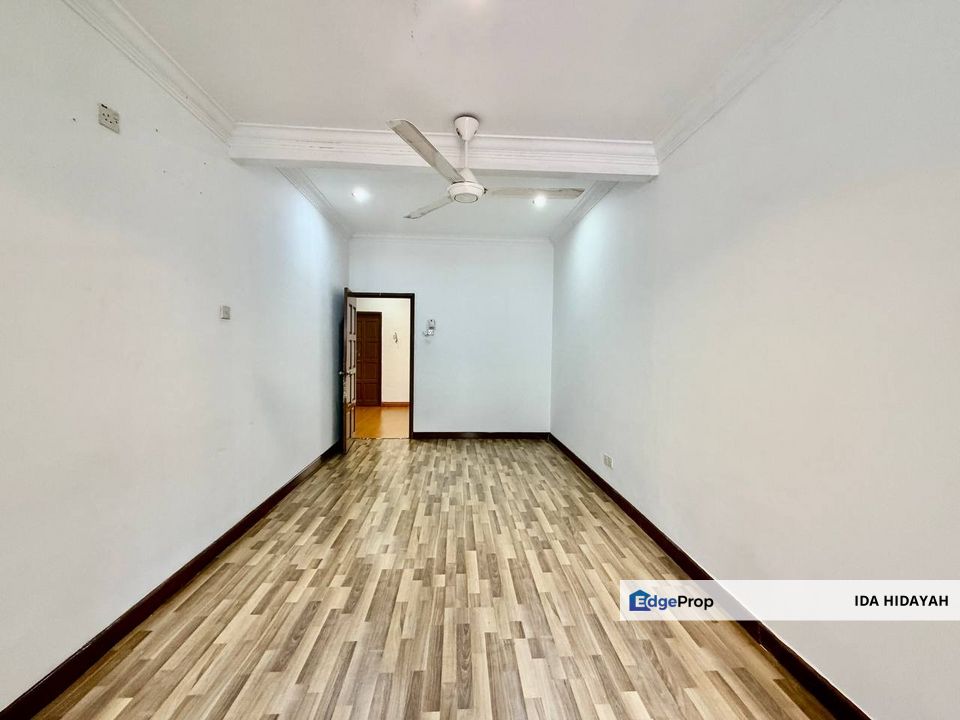 Usj22 Subang Jaya Double Storey Facing Open , Selangor, USJ