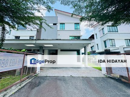 FREEHOLD 3 Storey Semi D Taman Tropika 2 Kajang FOR SALE, Selangor, Kajang