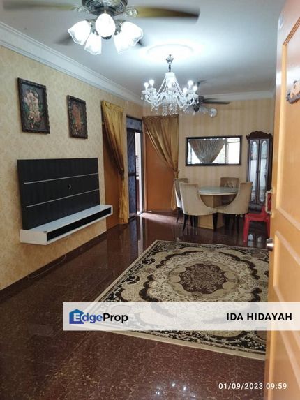 PARTLY FURNISHED Mentari Court Apartment Sunway Petaling Jaya FOR SALE, Selangor, Bandar Sunway