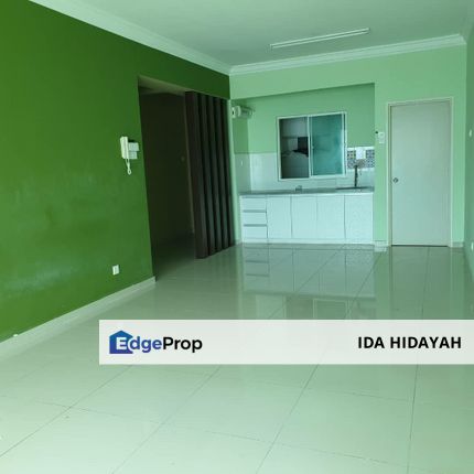 PARTLY FURNISHED The Zest Residence Kinrara 9 Puchong FOR SALE, Selangor, Bandar Kinrara Puchong