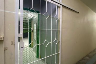 Vista Pinggiran, Taman Pinggiran Putra