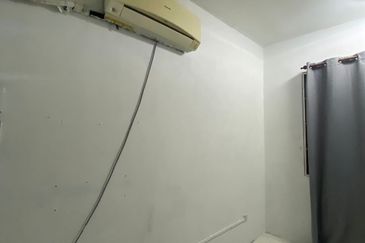 Vista Pinggiran, Taman Pinggiran Putra