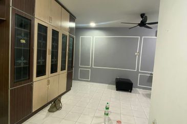 Vista Pinggiran, Taman Pinggiran Putra