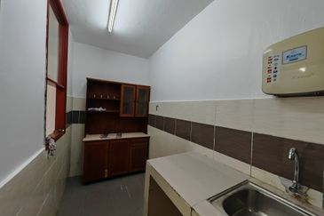 Pangsapuri Sri Meranti