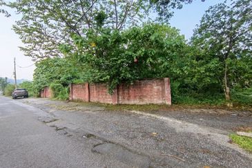 Kampung Sungai Penchala