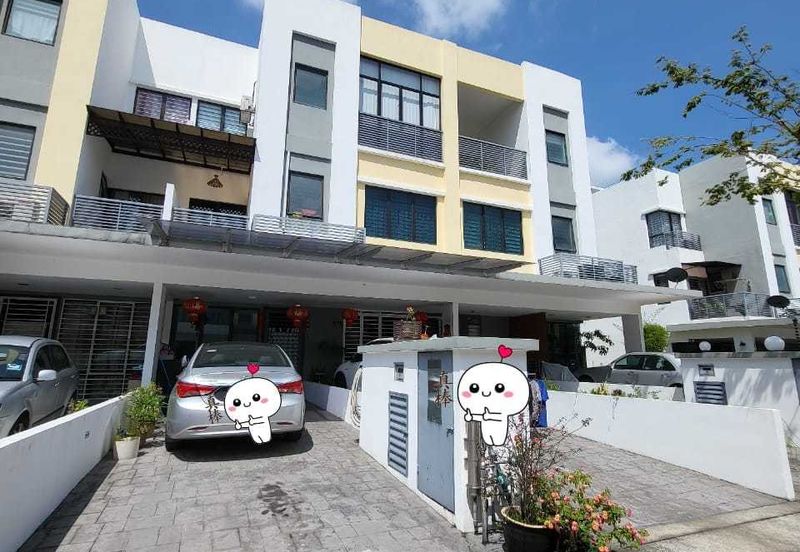 Sierra 1, Odora Parkhomes