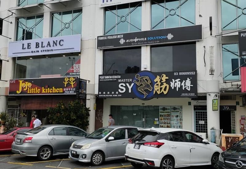 First floor shop office Bandar Puteri Puchong