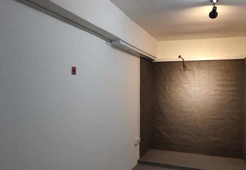 First floor shop office Bandar Puteri Puchong