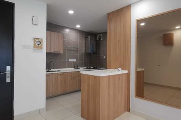 Aurora Residence @ Lake Side City