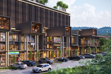 Freehold Retail Unit Bandar Puteri Puchong near LRT 