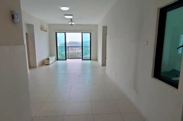 Zefer Hill Residence