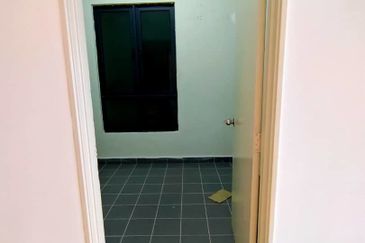 Zefer Hill Residence