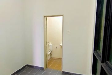 Zefer Hill Residence