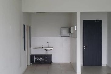 Zefer Hill Residence