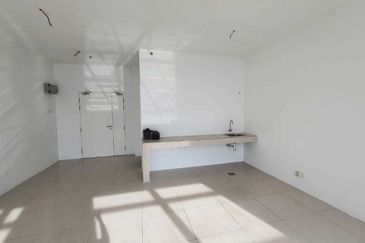 Mines Waterfront Business Park