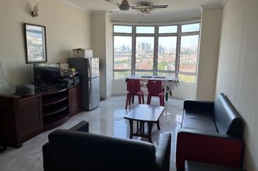 Endah Regal Condominium