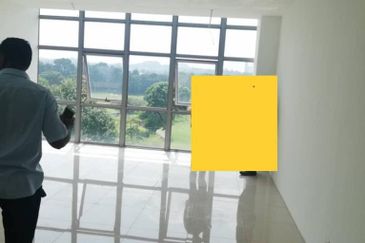 Mines Waterfront Business Park