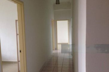 Putra Indah Condominium