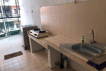 Putra Indah Condominium