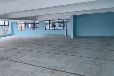 Taipan Business Centre, USJ 10