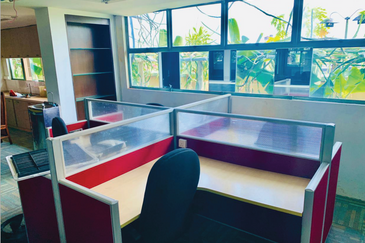 Taipan Business Centre, USJ 10