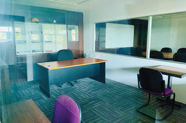 Taipan Business Centre, USJ 10