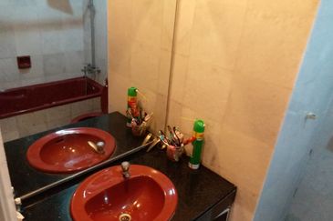 Putra Indah Condominium