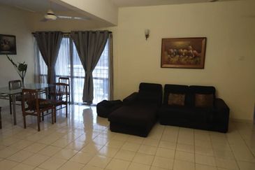 Zamrud Apartment