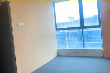 Taipan Business Centre, USJ 10