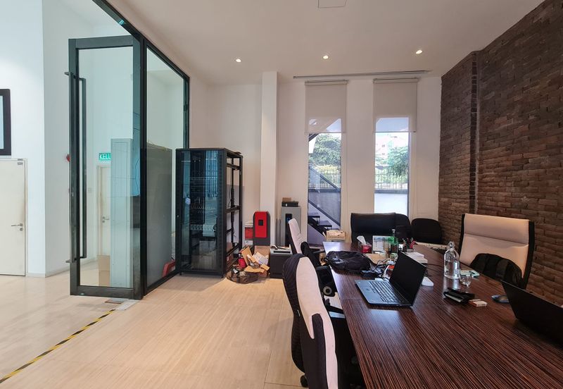 Tiong Nam Industrial Park @ Seksyen 51