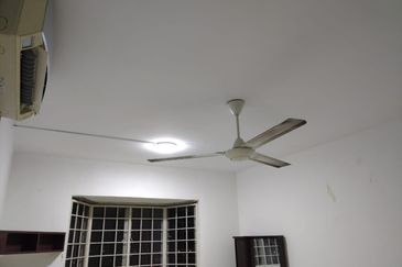 Endah Regal Condominium