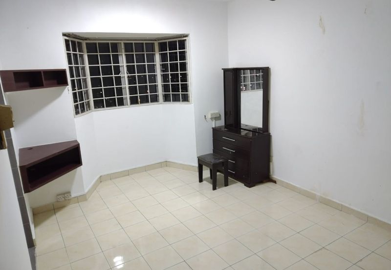 Endah Regal Condominium