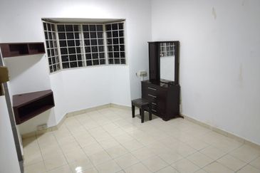 Endah Regal Condominium