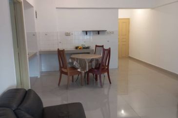 Golden Hills Resort (Amber Court)