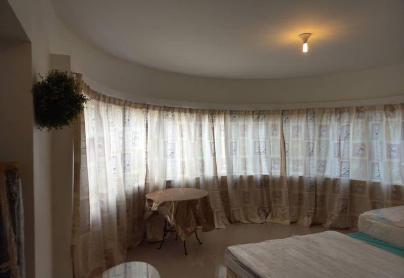 Golden Hills Resort (Amber Court)