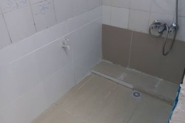 Golden Hills Resort (Amber Court)