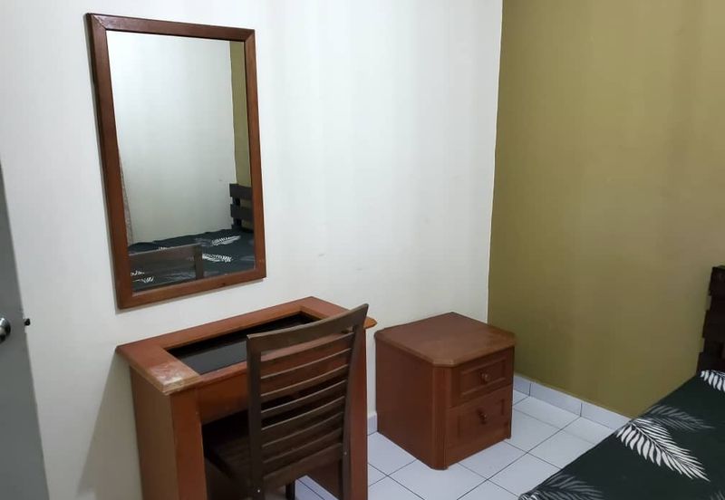 Endah Regal Condominium