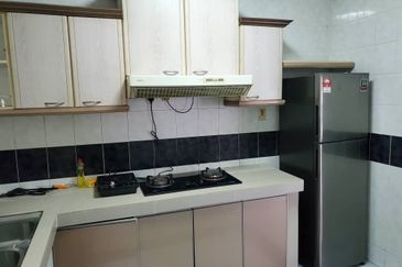 Endah Regal Condominium