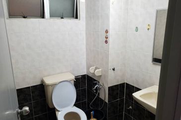 Endah Regal Condominium