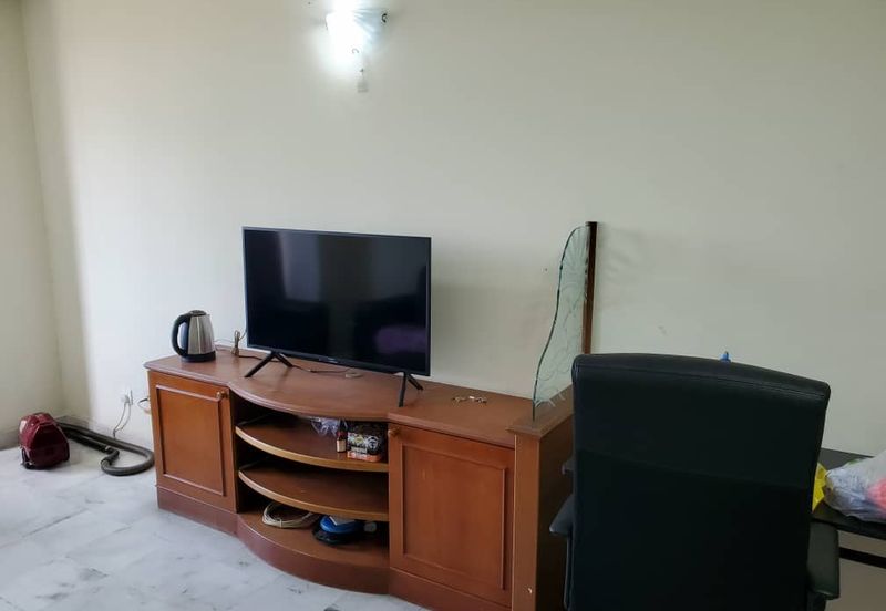 Endah Regal Condominium