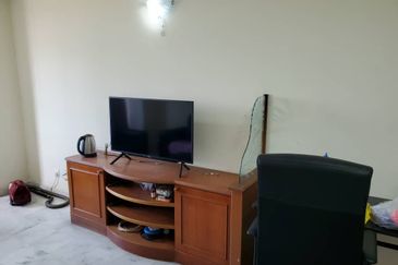 Endah Regal Condominium