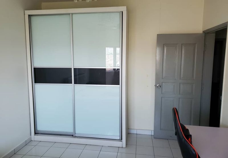 Endah Regal Condominium