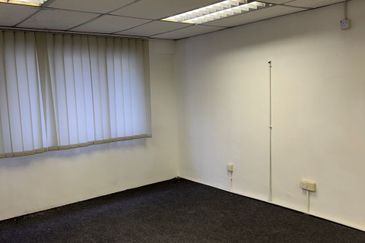 Jalan Kenari, Bandar Puchong Jaya