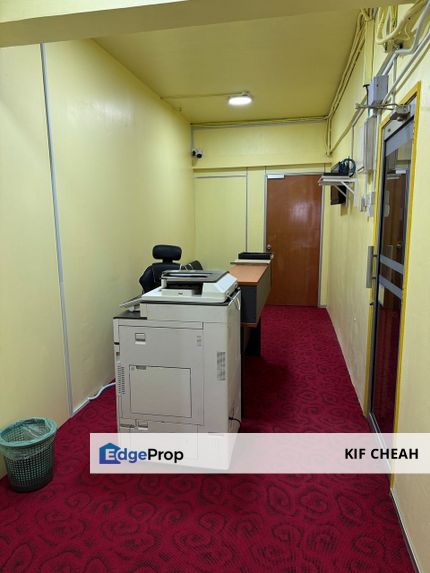 Partially furnished Second Floor Shop Office Jalan Kenari Bandar Puchong Jaya, Selangor, Puchong