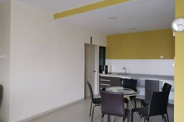 Zefer Hill Residence