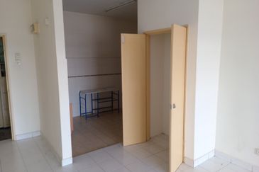 D Cahaya Apartment, Bandar Puchong Jaya