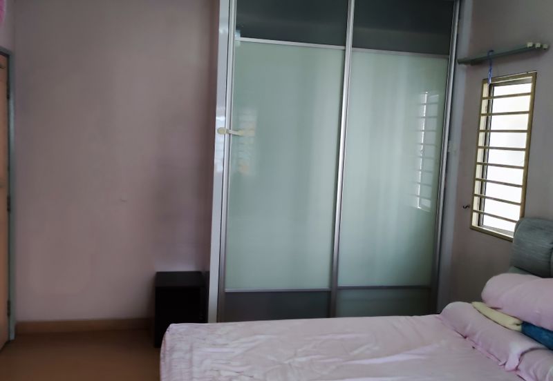 Endah Regal Condominium