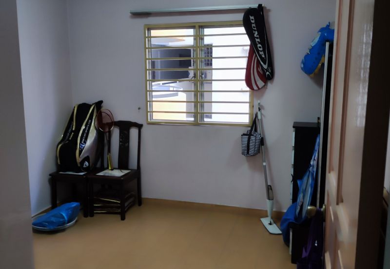 Endah Regal Condominium