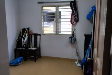 Endah Regal Condominium