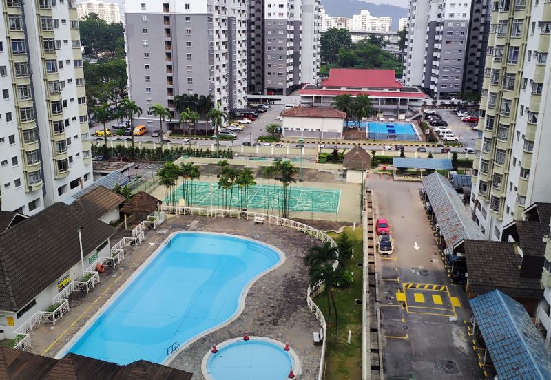 Endah Regal Condominium